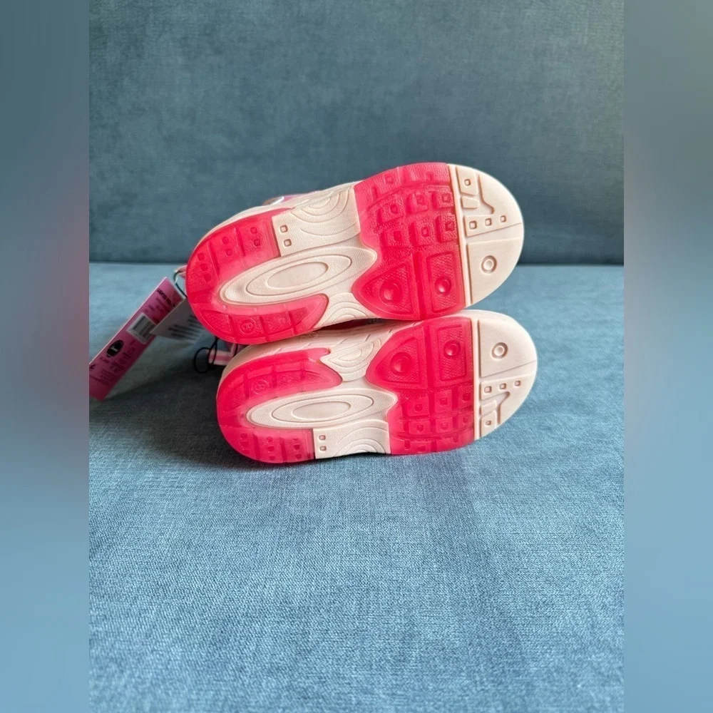 Hello Kitty Winter Snow Boots Toddler Girls SZ 8 Pink Velcro Closure Warm New